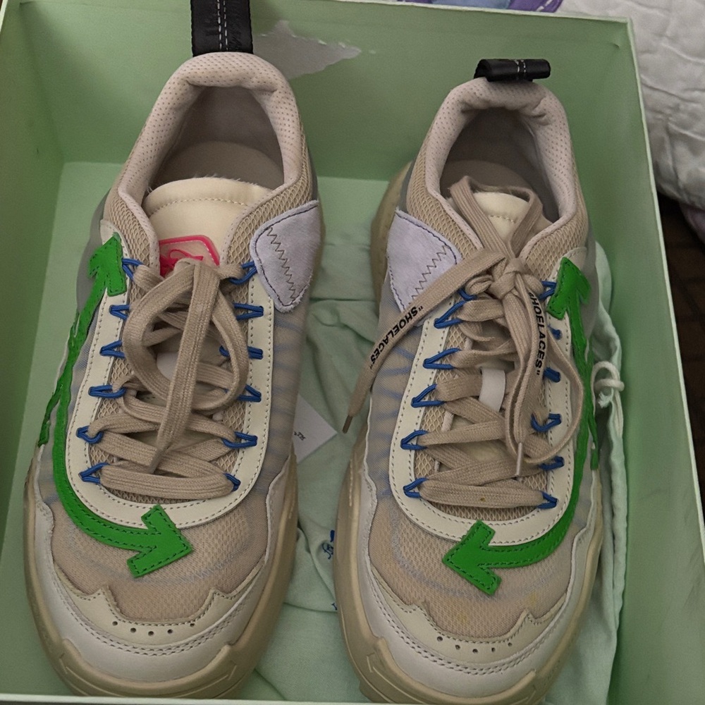 Off-White Beige and Green Arrows Sneakers Size 42